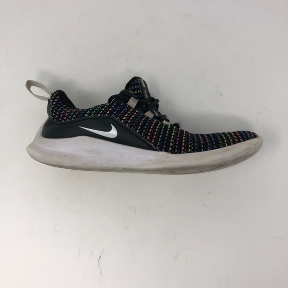 Nike Other - Nike Girls Viale Sneaker